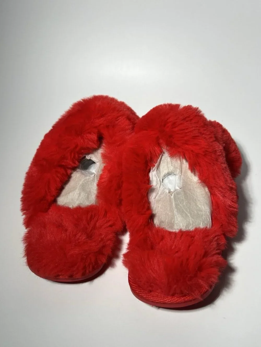 Target Girls Red Plush Criss Cross Slide Slippers Size L 4-5